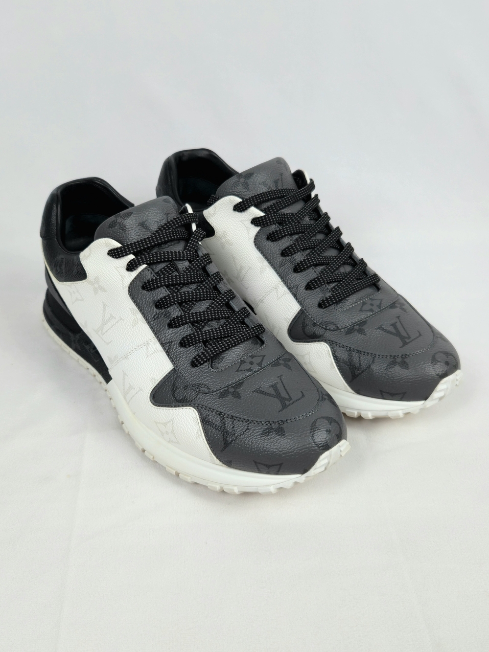 Louis Vuitton Run Away Men's Sneakers Gray White US 9.5